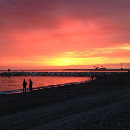 Mare Toscano Apartment Riparbella Bagian luar foto